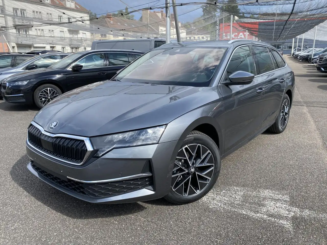 Skoda Octavia IV (2) COMBI 2.0 TDI 150 SELECTION DSG7 PACK CONFORT / HIVER — photo 1 of 15