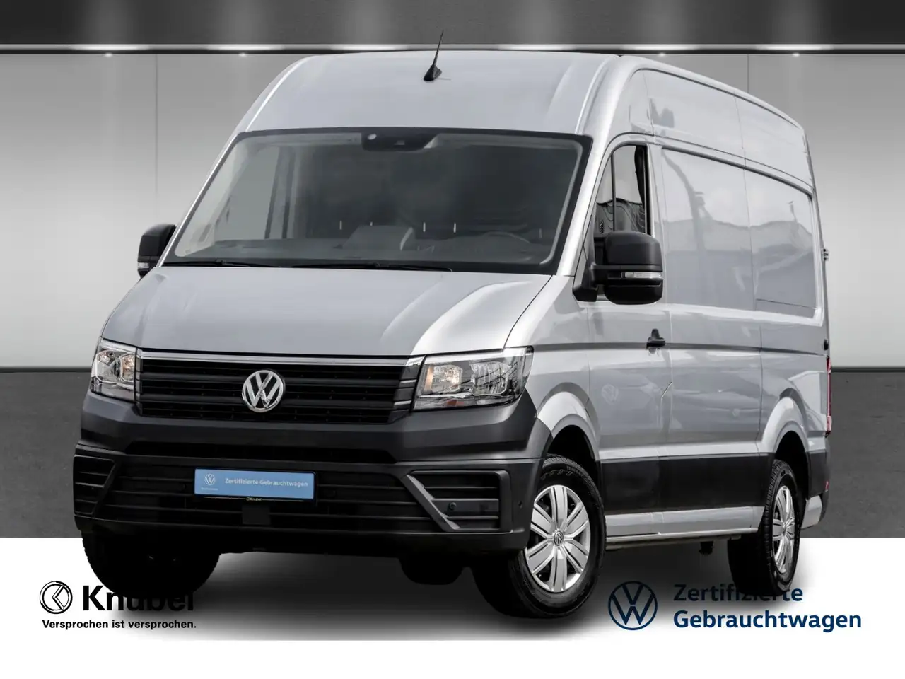 Volkswagen Crafter — photo 1 of 16
