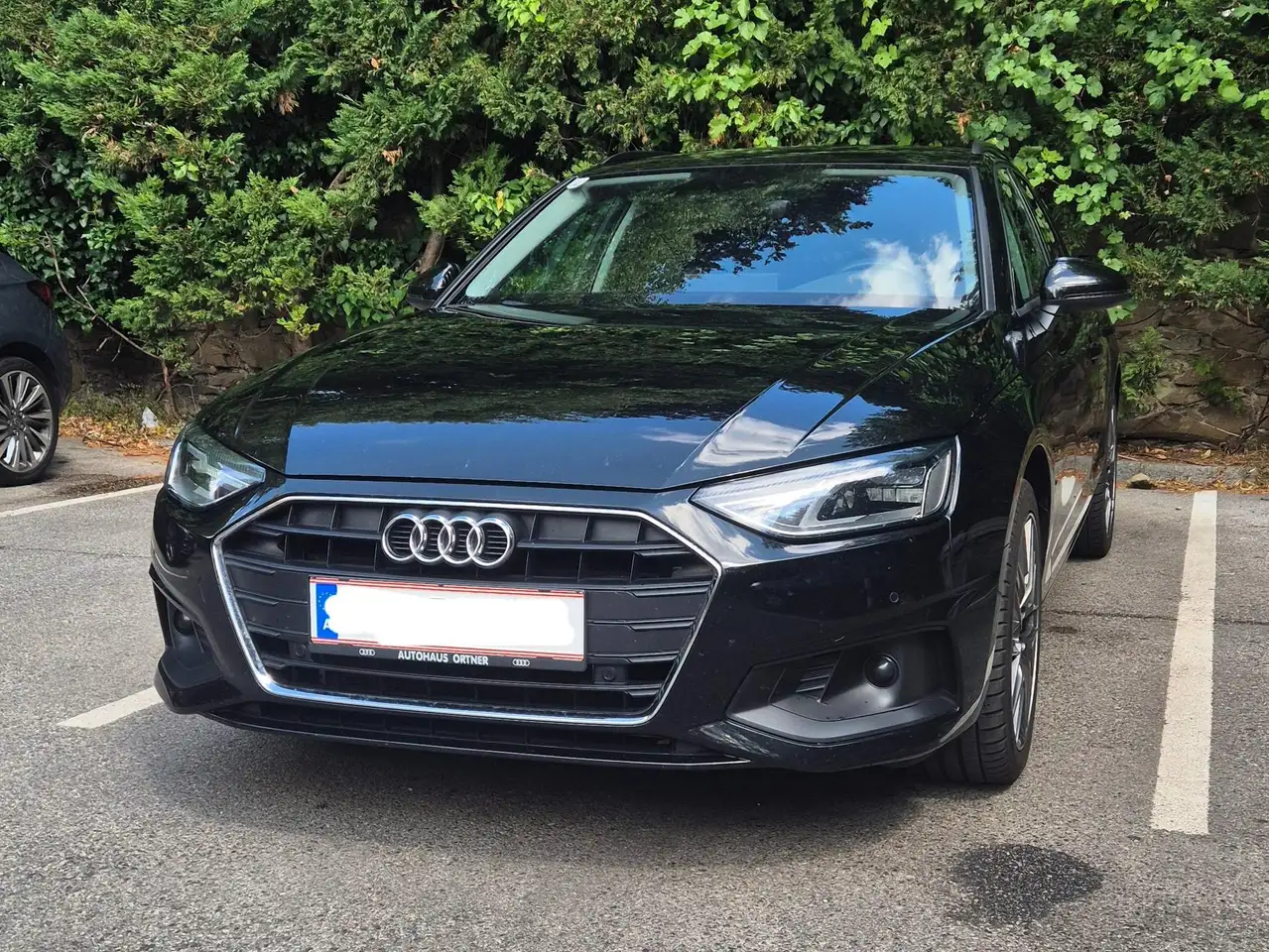 Audi A4 A4 Avant 35 TDI S-tronic — photo 1 of 12