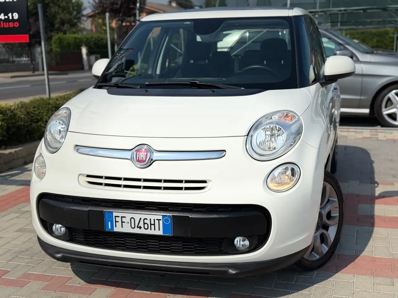 Fiat 500L 500L 1.6 Multijet 120 CV Lounge — photo 1 of 15