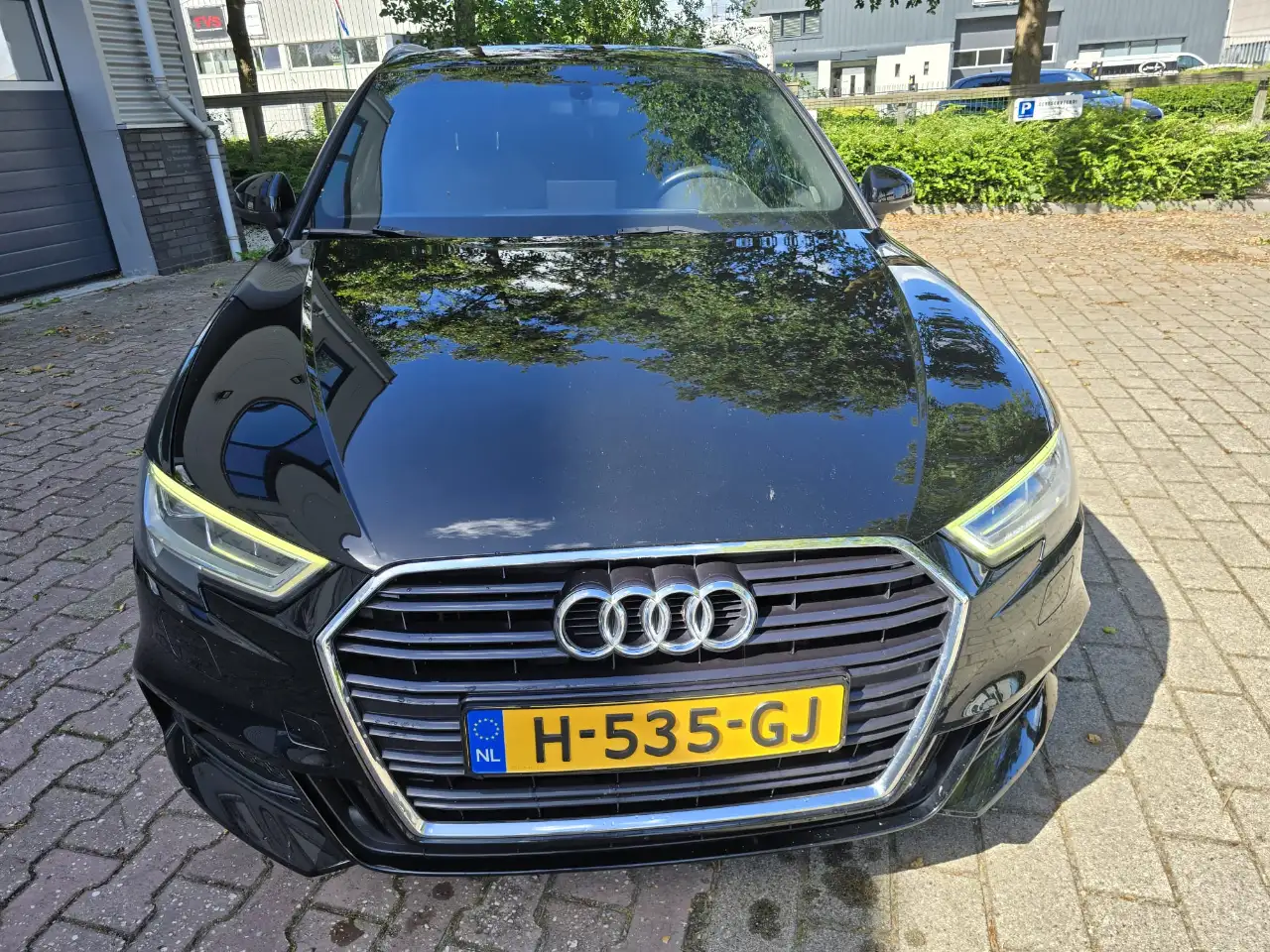 Audi A3 SPORTBACK — photo 1 of 22