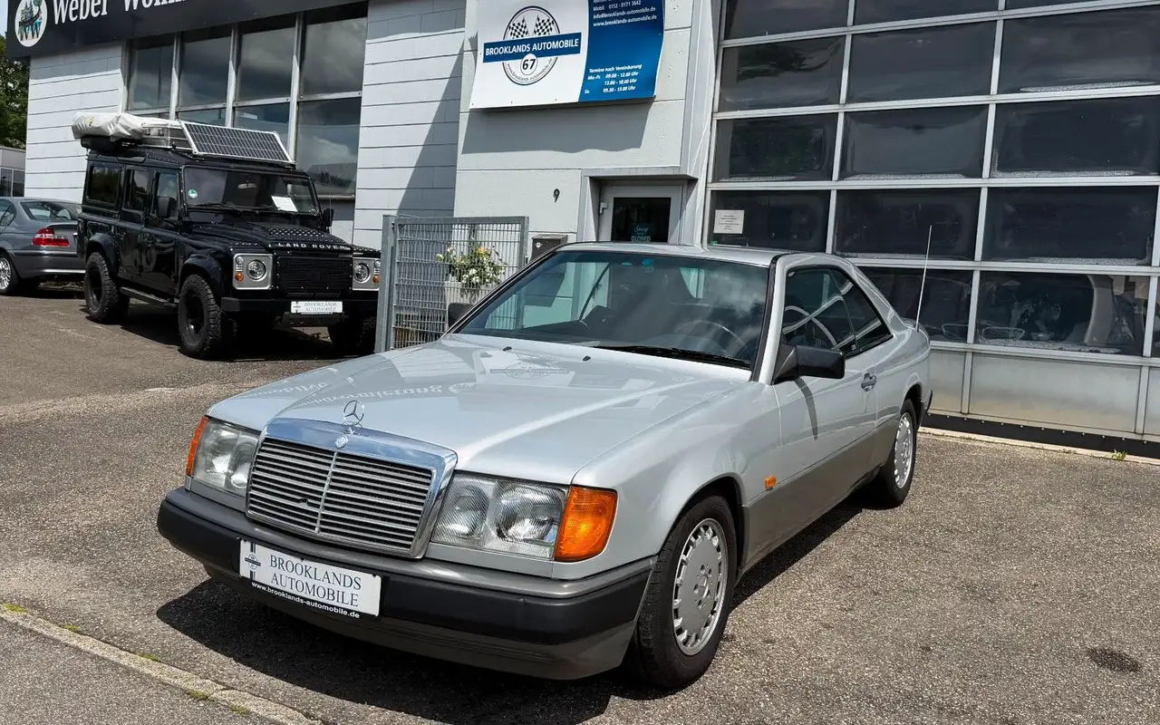 Mercedes-Benz 230 CE , Klima, Automatik, E-Sitze, etc. H-Zul. — photo 1 of 15
