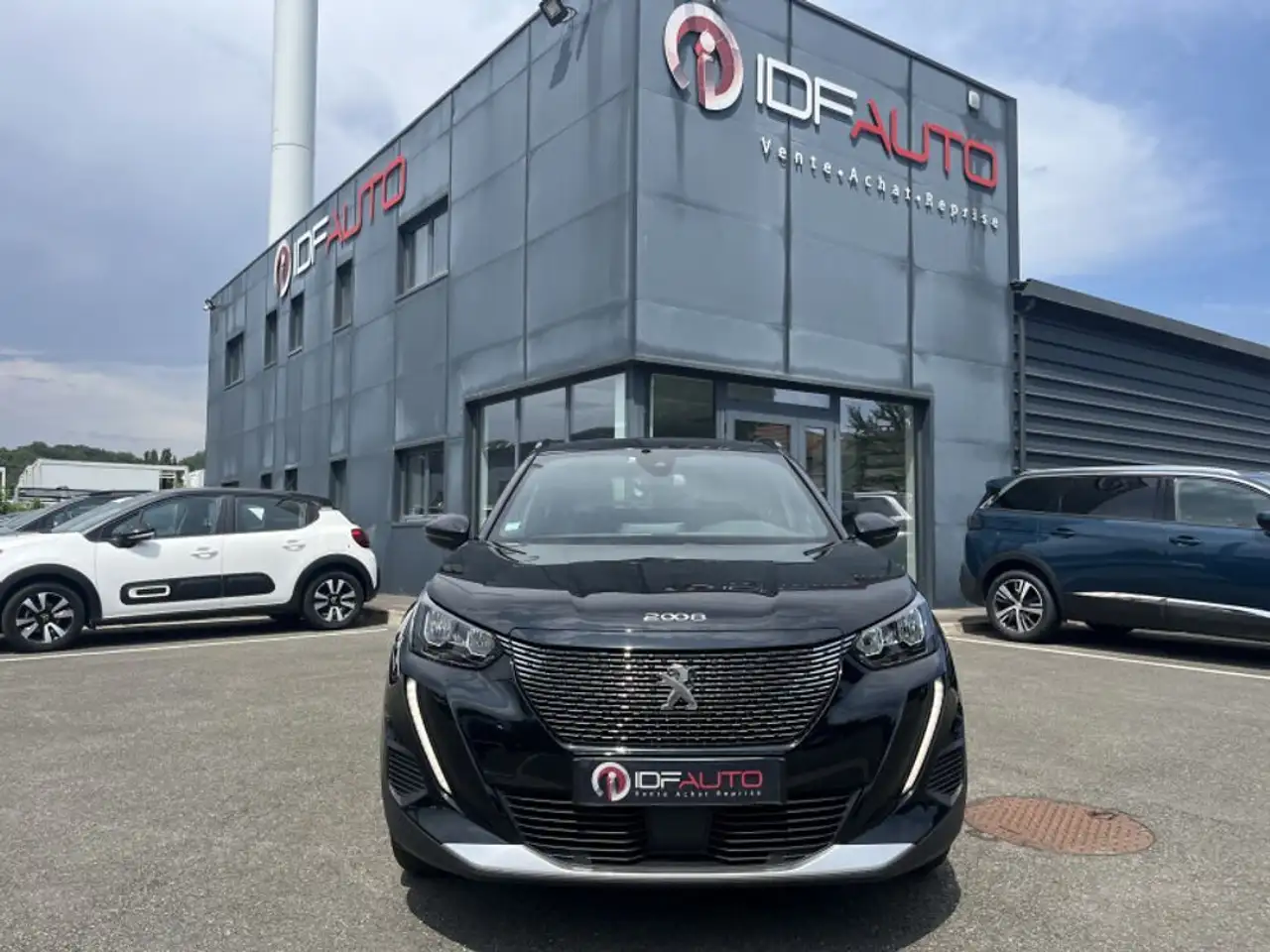 Peugeot 2008 1.5 BLUEHDI 130CH S&S ALLURE PACK EAT8 — photo 1 of 20