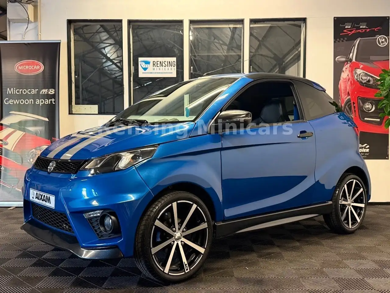 Aixam Andra Coupé GTI ELEKTRO Mopedauto Microcar Alpine 45KM — photo 1 of 15