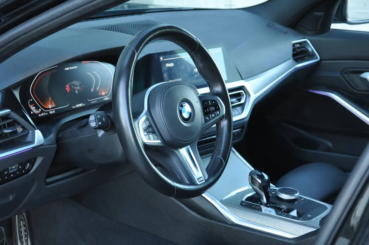 2020 BMW 340 M340i Touring xDrive, photograph 12