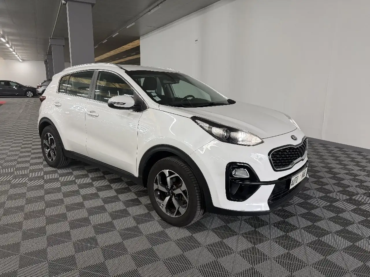 Kia Sportage 1.6 CRDi 136 ISG 4x2 BVM6 Active — photo 1 of 10