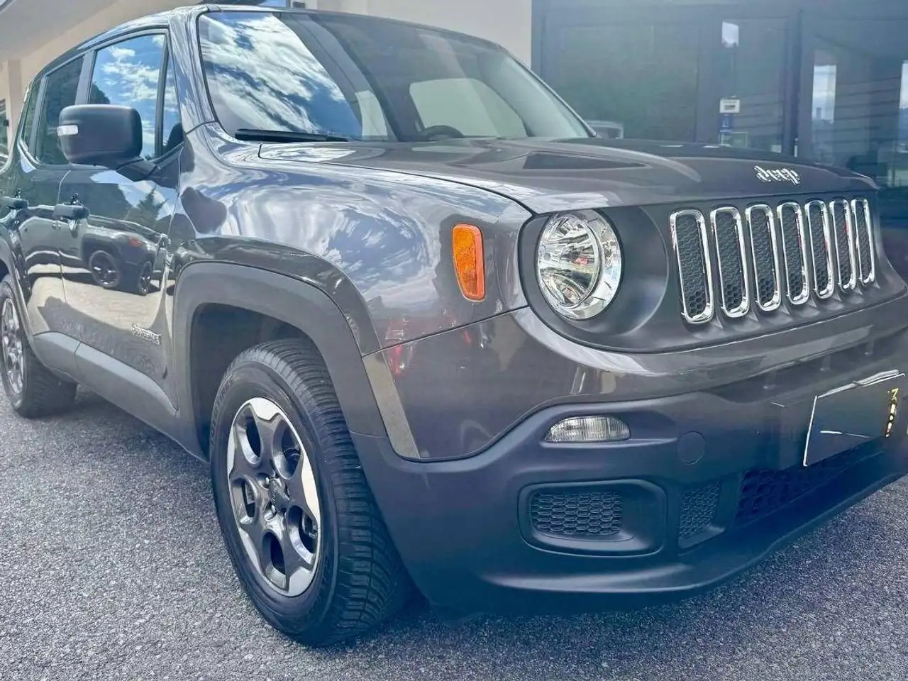 Jeep Renegade Renegade 1.6 mjt Business fwd 105cv — photo 1 of 12