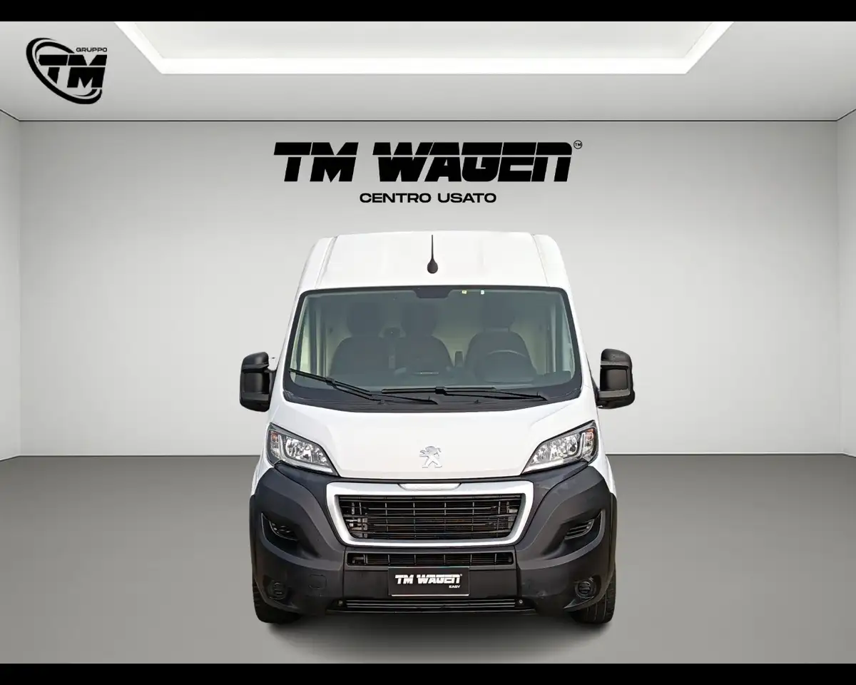 2023 Peugeot Boxer (3ª serie) - 33 2.2 BlueHDi 140 S&S PM-TM Fu, photograph 2