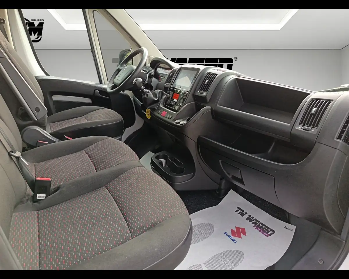 2023 Peugeot Boxer (3ª serie) - 33 2.2 BlueHDi 140 S&S PM-TM Fu, photograph 12