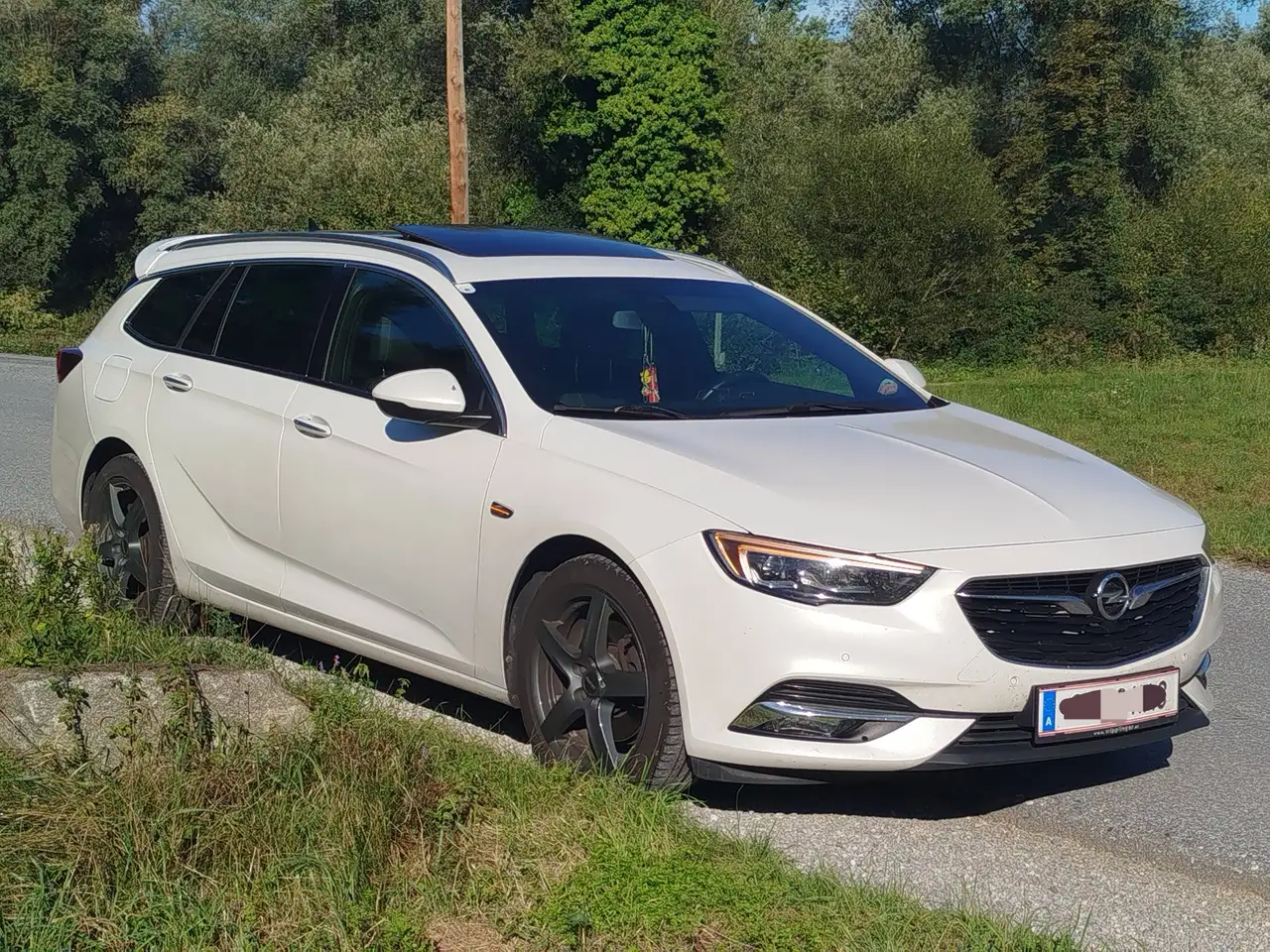 Opel Insignia Insignia ST 2,0 CDTI BlueInjection Innovation St./St. Aut. Innovation — photo 1 of 13
