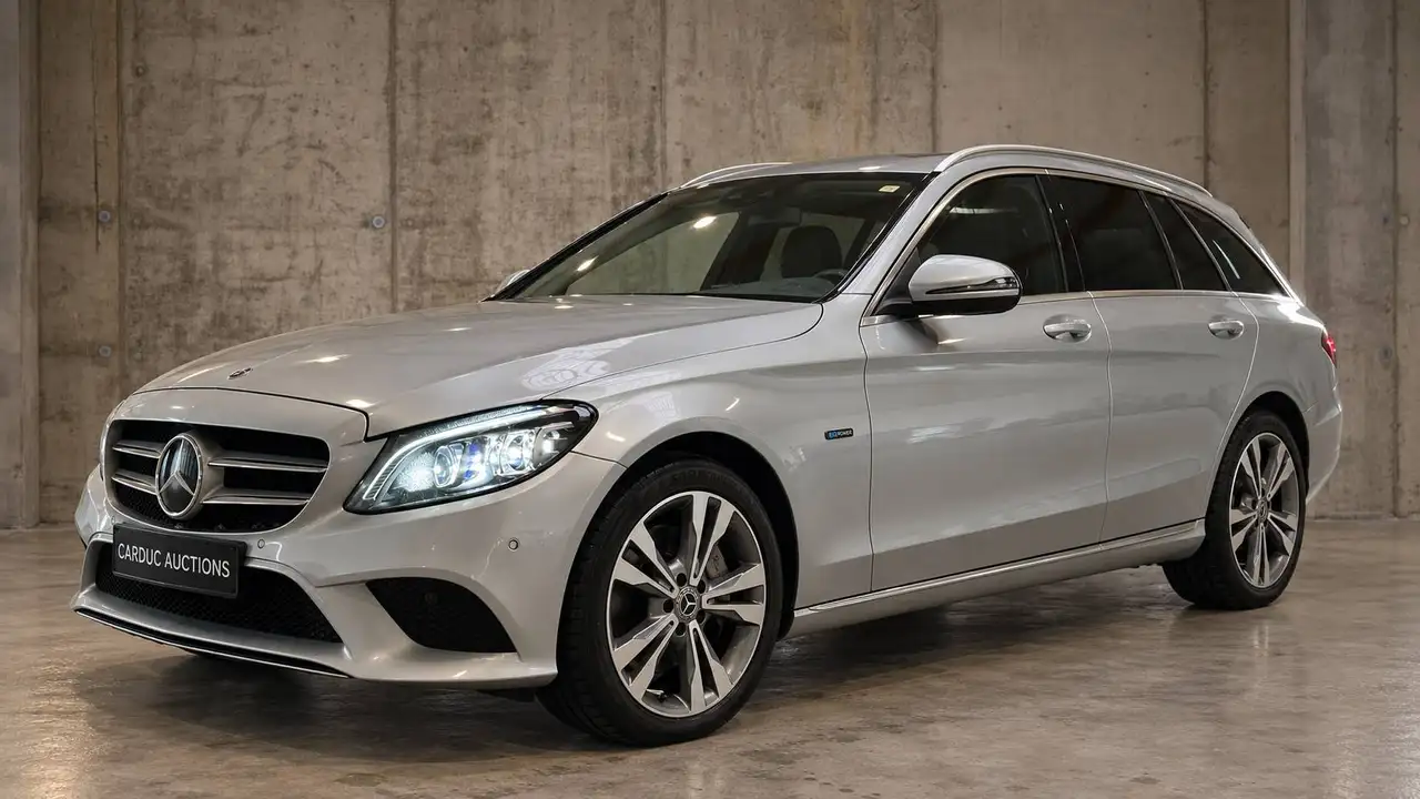 2021 Mercedes-Benz C 300 C 300 de T 9G-TRONIC Avantgarde, photograph 4