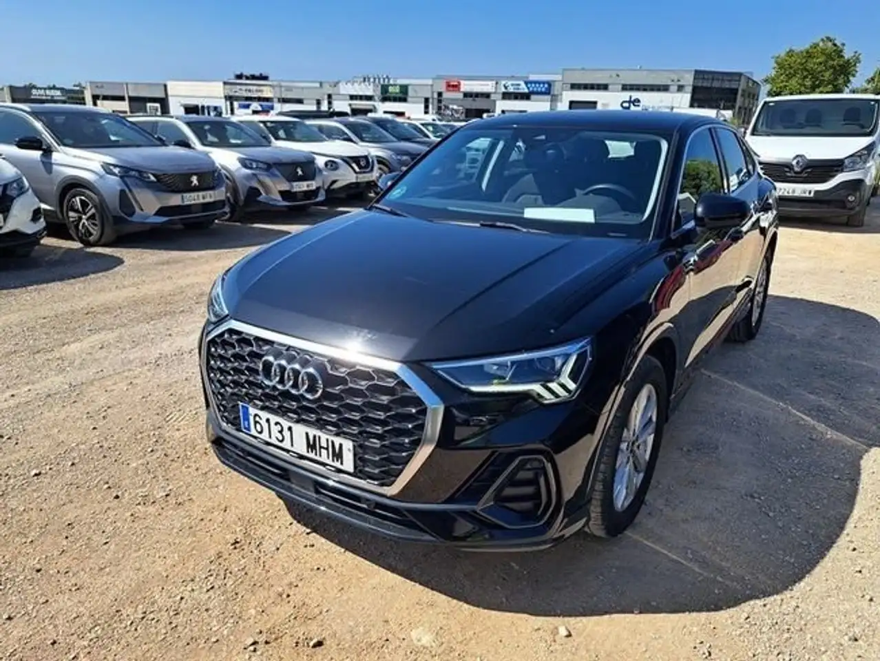 Audi Q3 Sportback 35 TFSI Advanced — photo 1 of 8