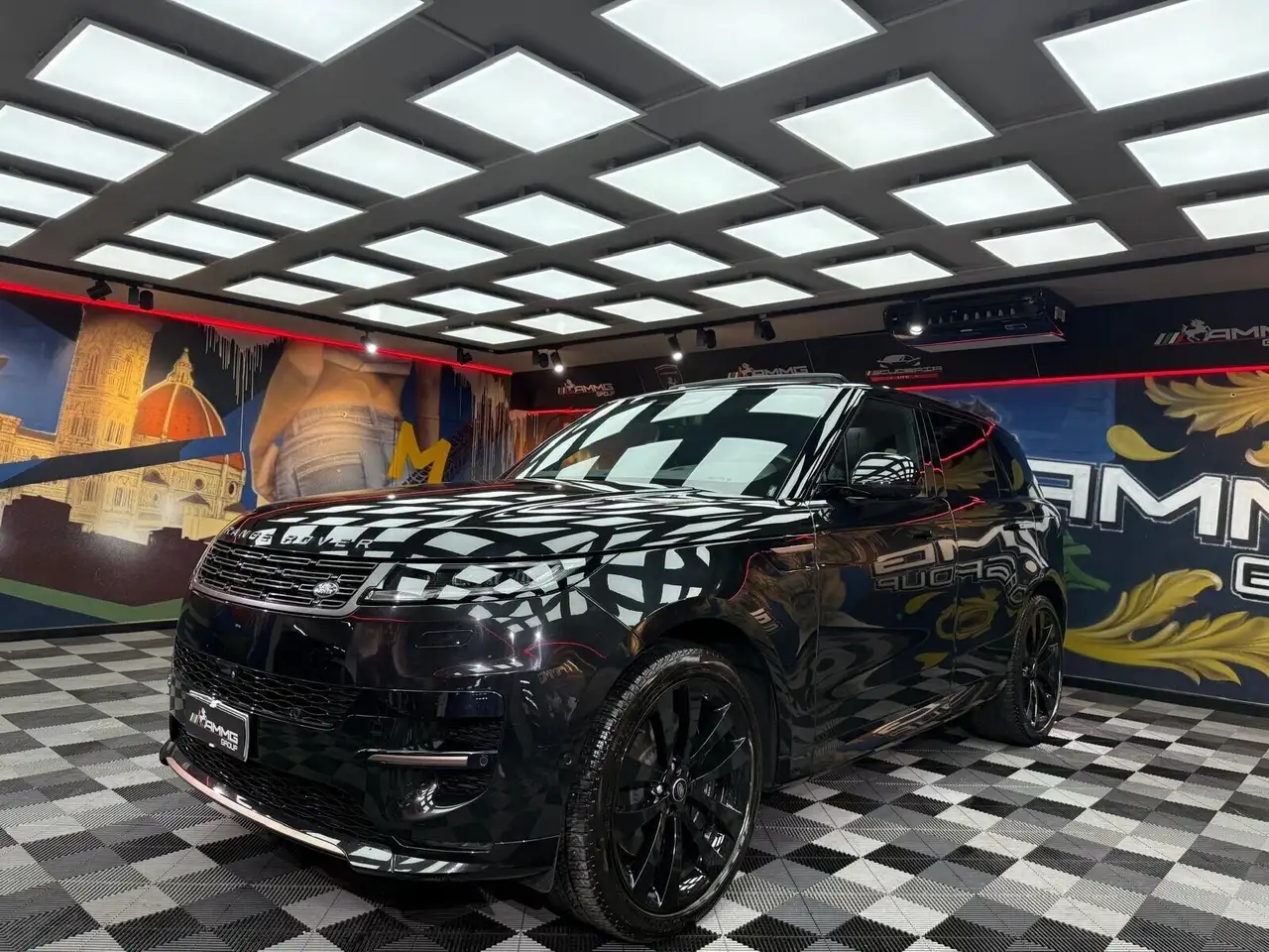 Land Rover Range Rover Sport Range Rover Sport 4.4 V8 First Edition (921) — photo 1 of 15