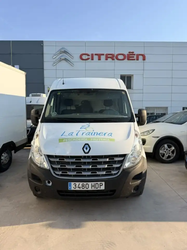 Renault Master 2.5dCi Fg. 3500 Medio Sobr. 150 — photo 1 of 15