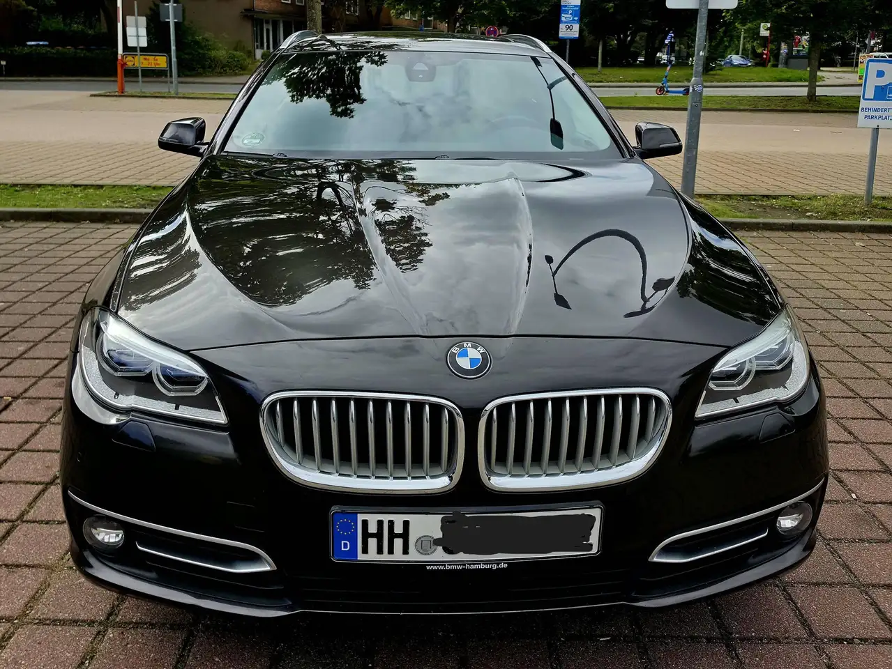 BMW 530 530d xDrive Touring Vollausstattung — photo 1 of 20