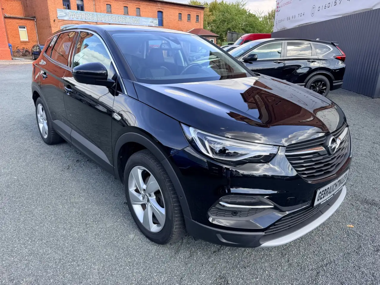Opel Grandland X Innovation LED / Kamera / Navi — photo 1 of 15