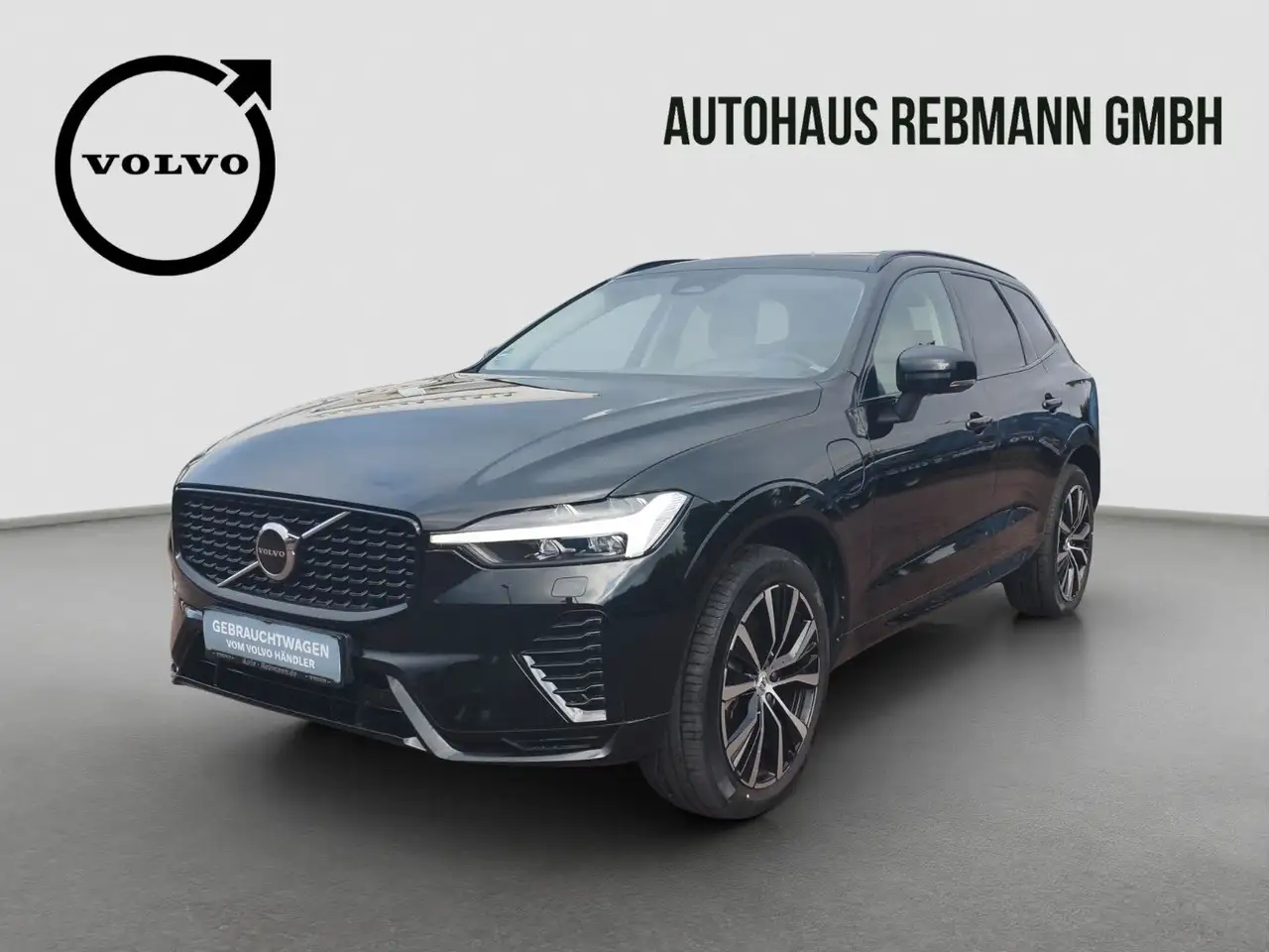 Volvo XC60 T6 Ultimate Dark Recharge Plug-In Hybrid AWD — photo 1 of 21