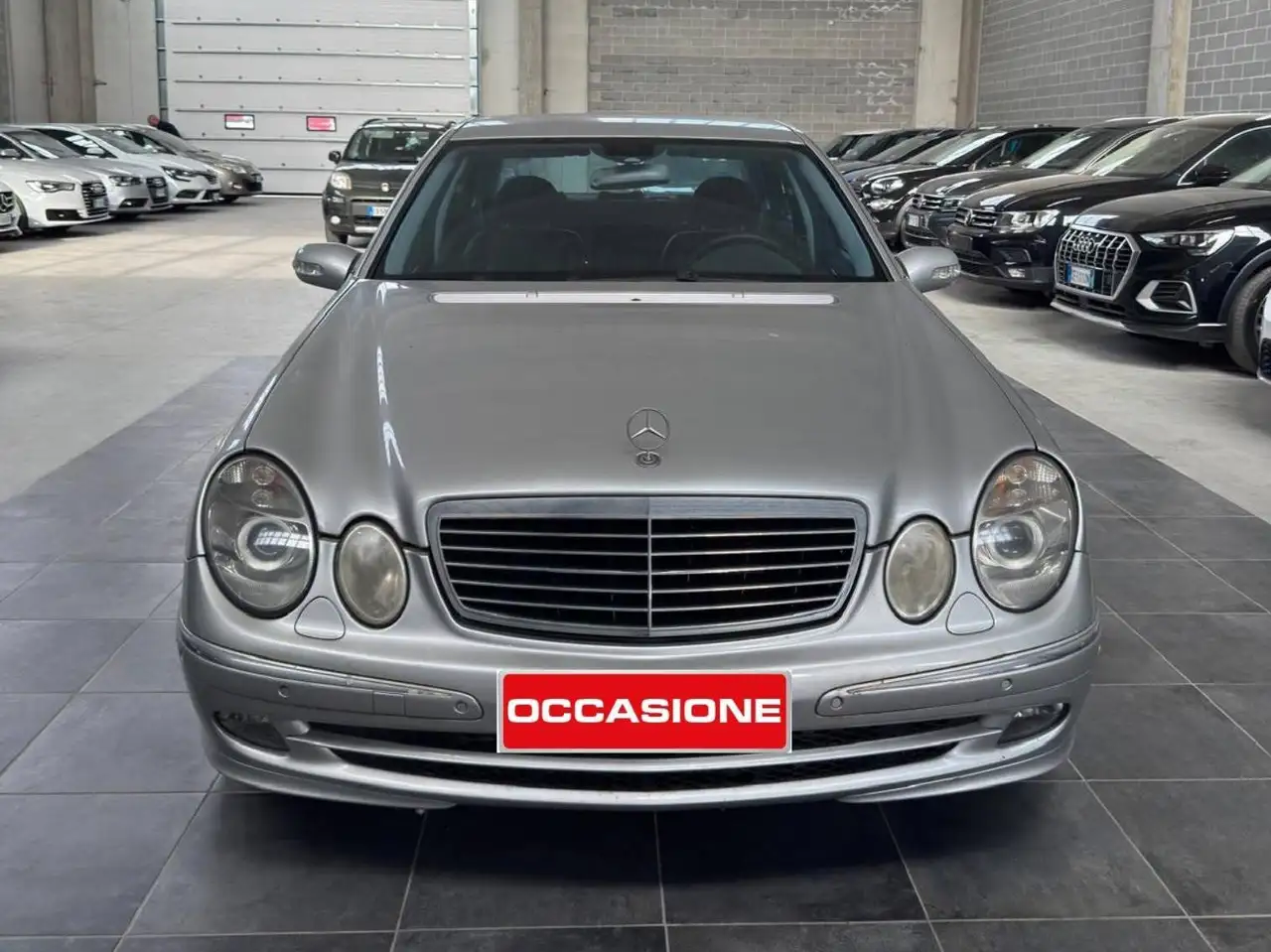 Mercedes-Benz E 270 Classe E - W211 Berlina td cdi Classic — photo 1 of 15