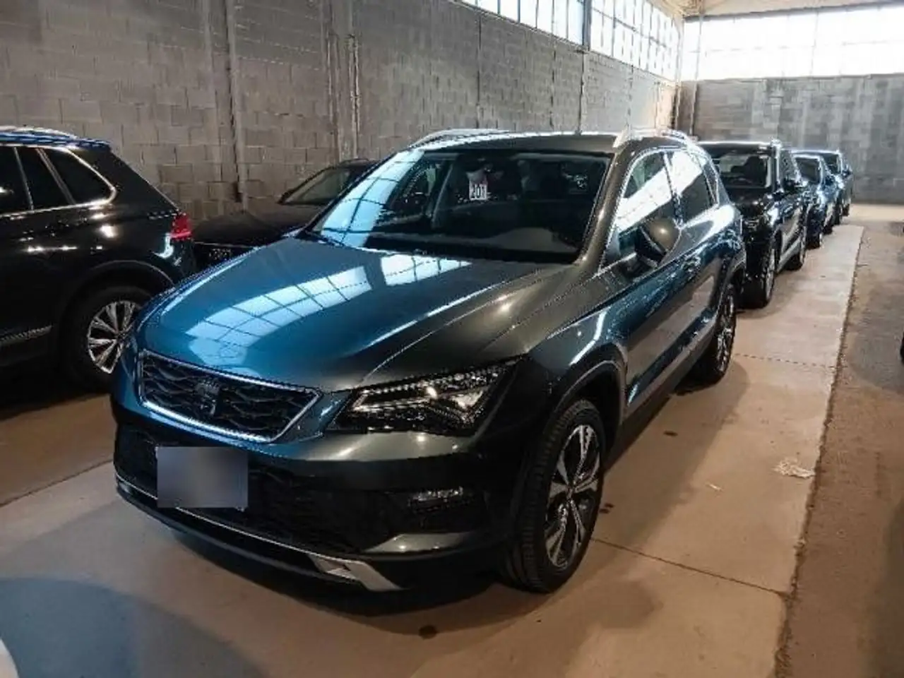 SEAT Ateca Style2.0TDI DSG LED Navi Kamera ACC Alu18 — photo 1 of 7