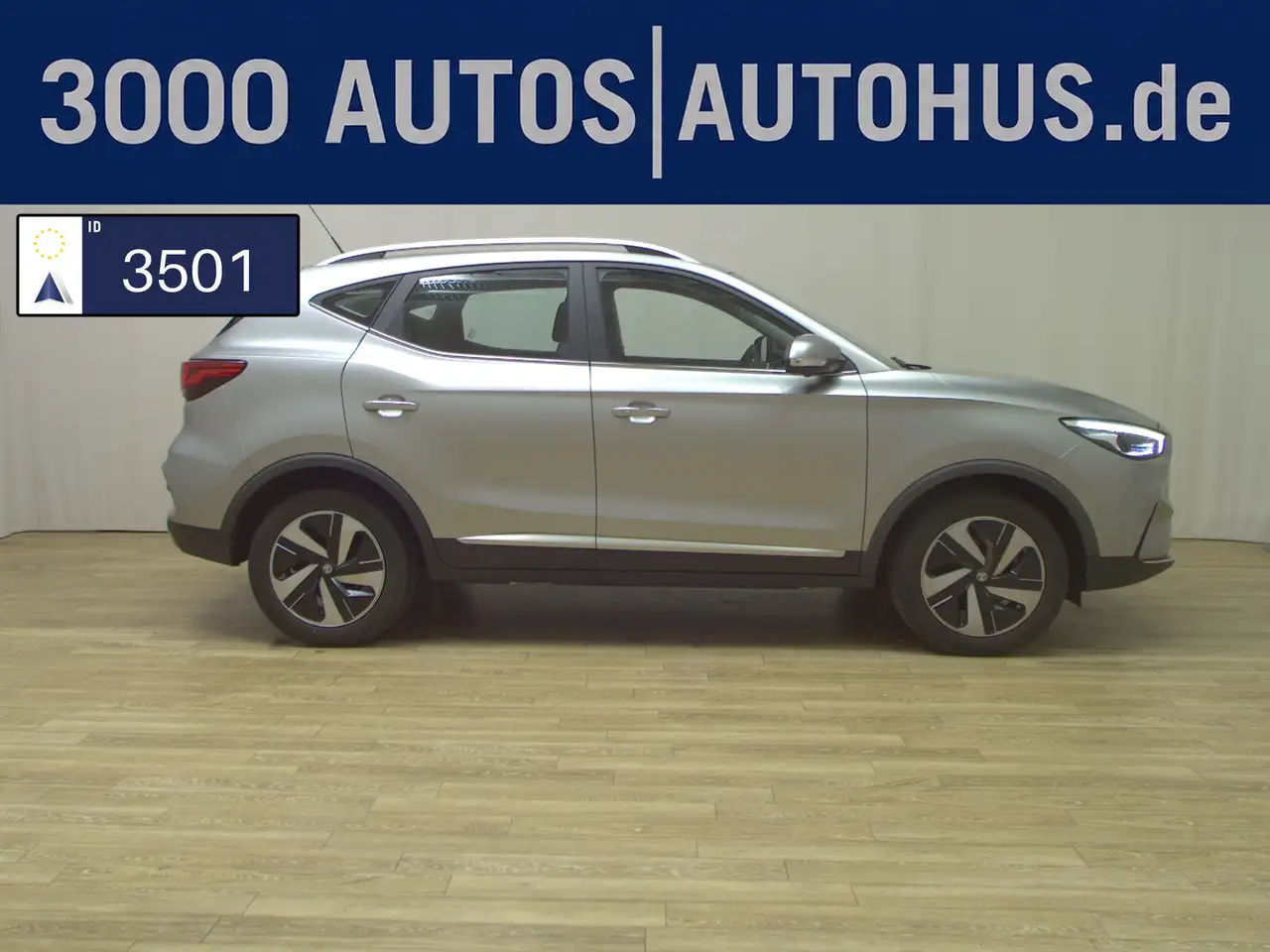 MG ZS Luxury Navi LED Pano Leder 360° ACC — photo 1 of 39