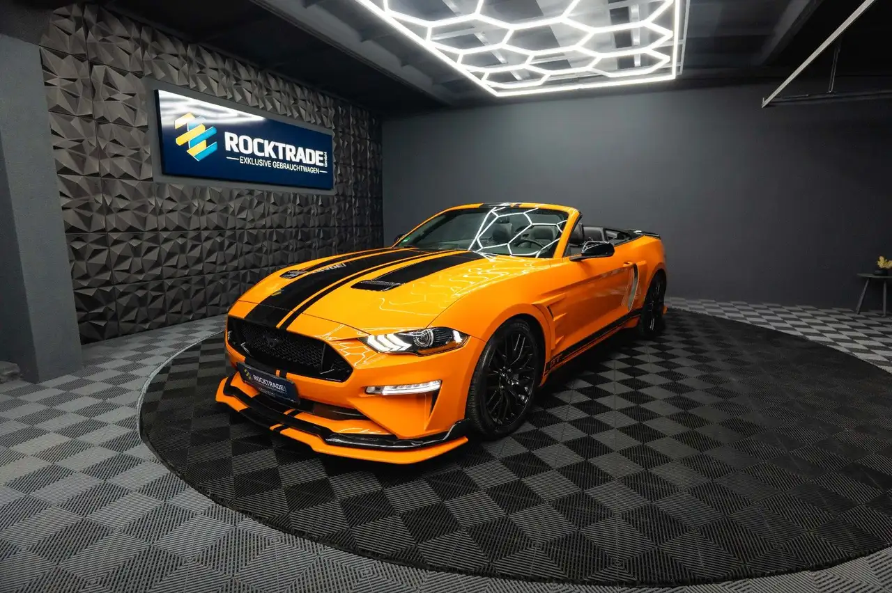 Ford Mustang Shelby GT 500 5.0 V8 PREMIUM Performance — photo 1 of 40