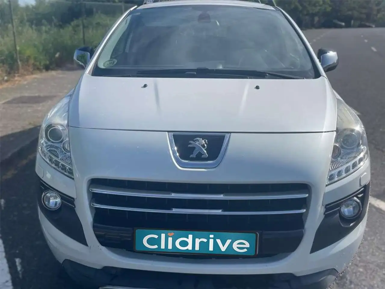 Peugeot 3008 Active 2.0 HDI 150 FAP — photo 1 of 10