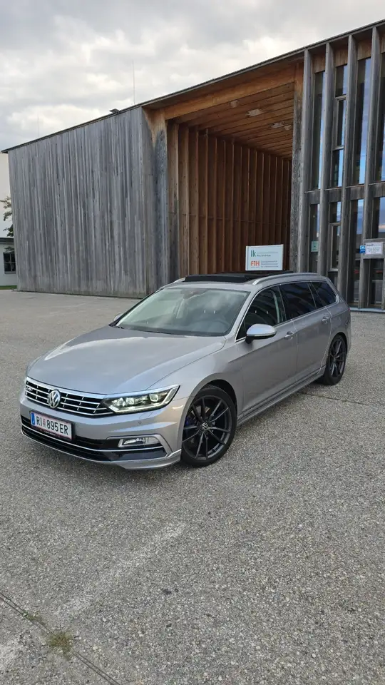 Volkswagen Passat Variant Rline 2,0 TDI DSG 150PS — photo 1 of 20