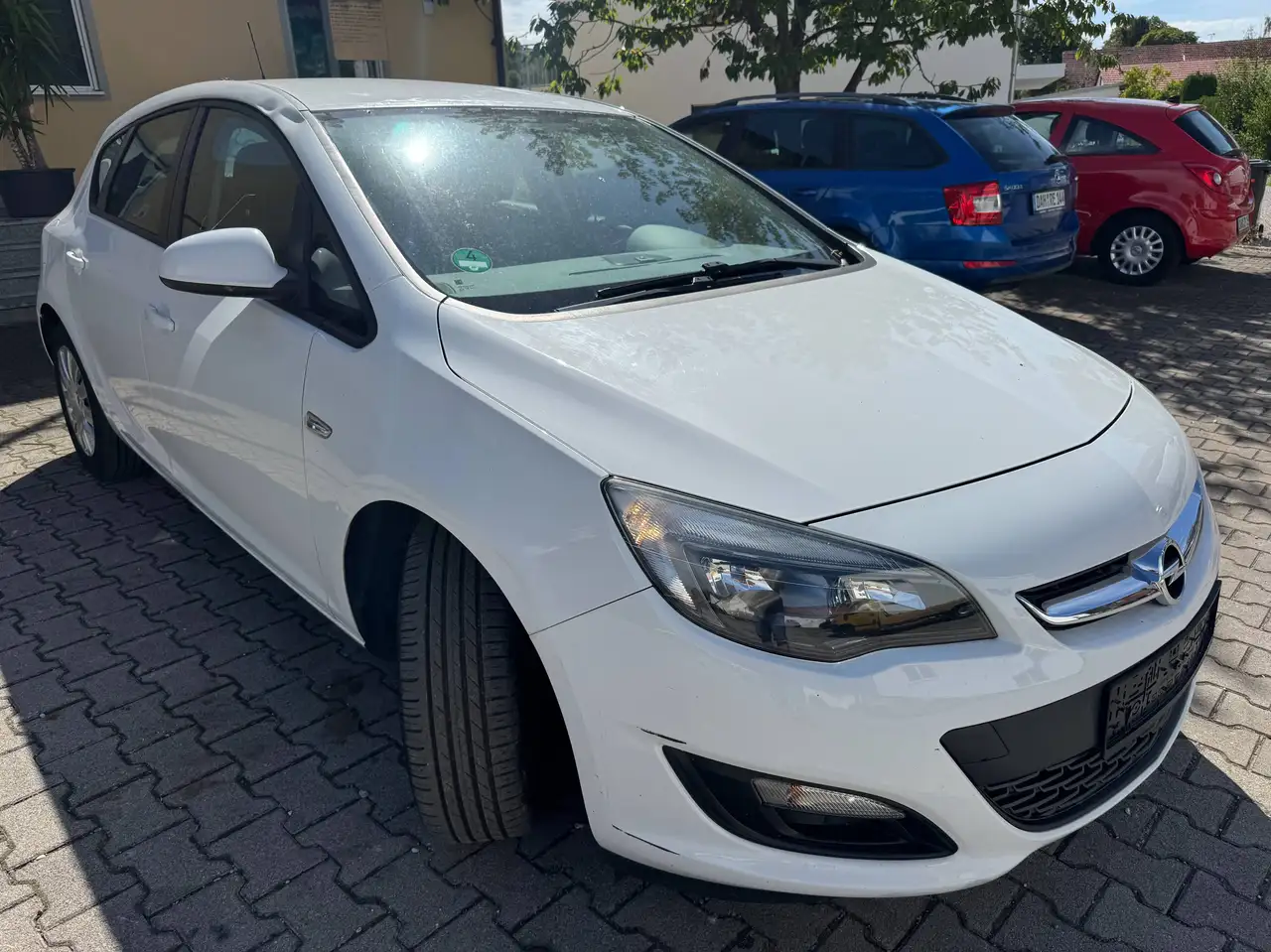 2014 Opel Astra 1.6 Selection*2.HAND*KLIMA*8FACH*AHK*, photograph 4