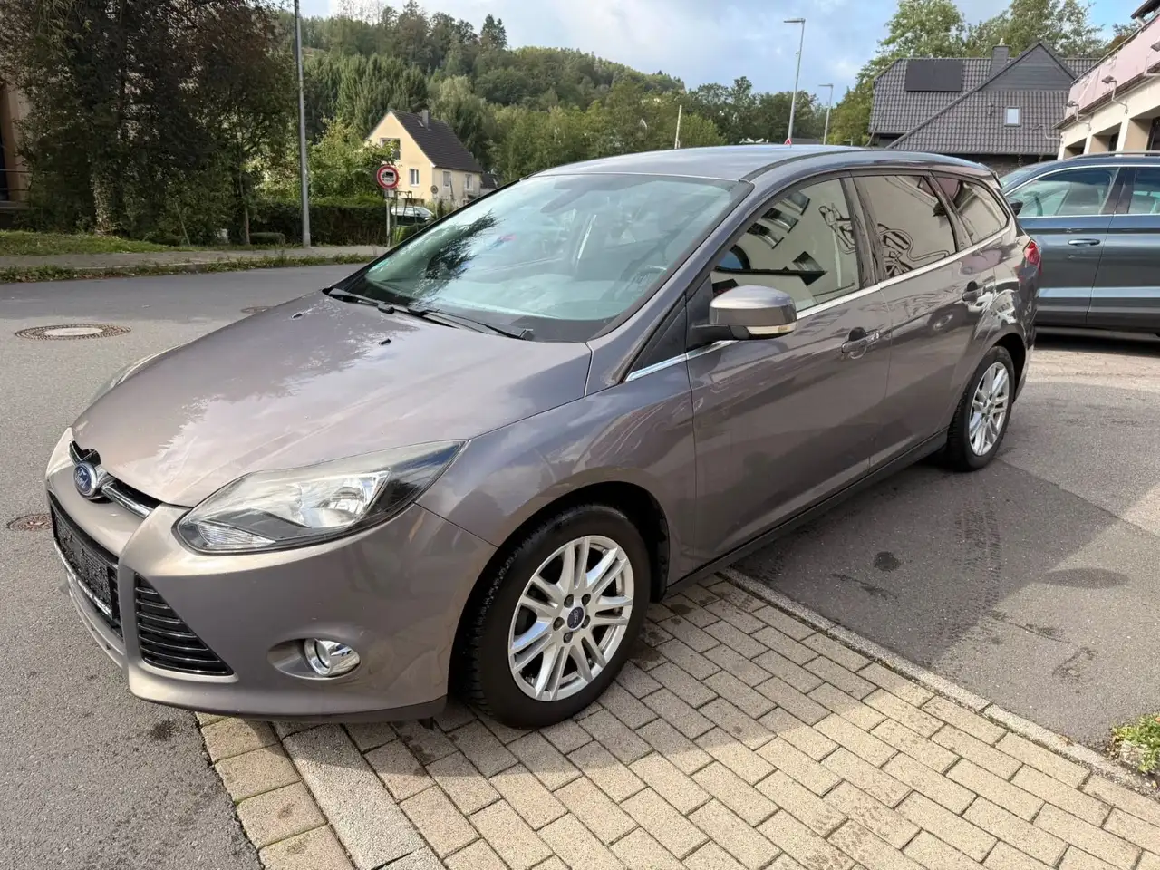 Ford Focus Turnier Titanium Klima,Tüv.07-2028,2.Hand — photo 1 of 15