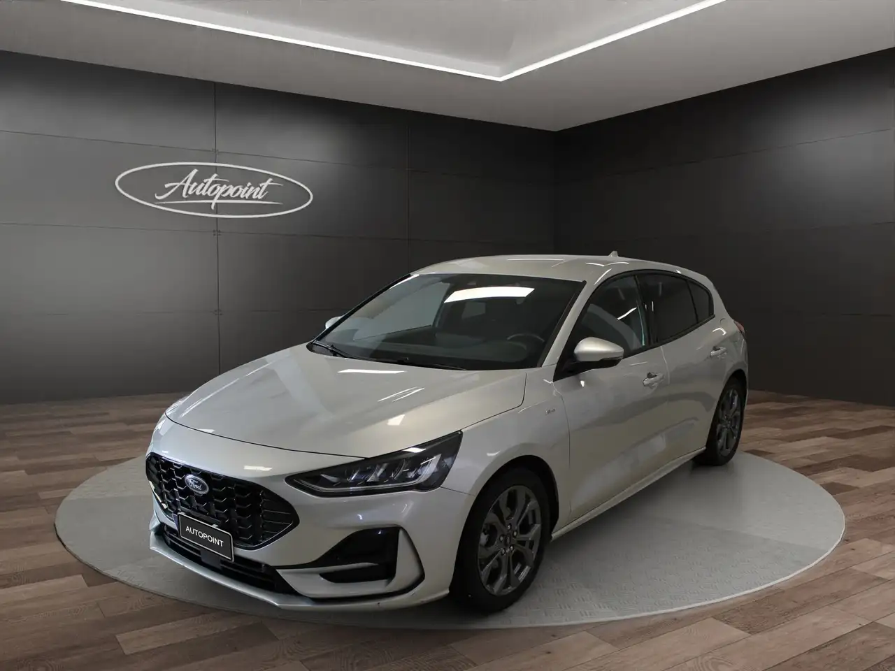 Ford Focus 1.0T EcoBoost Hybrid 155cv ST-Line Auto — photo 1 of 15