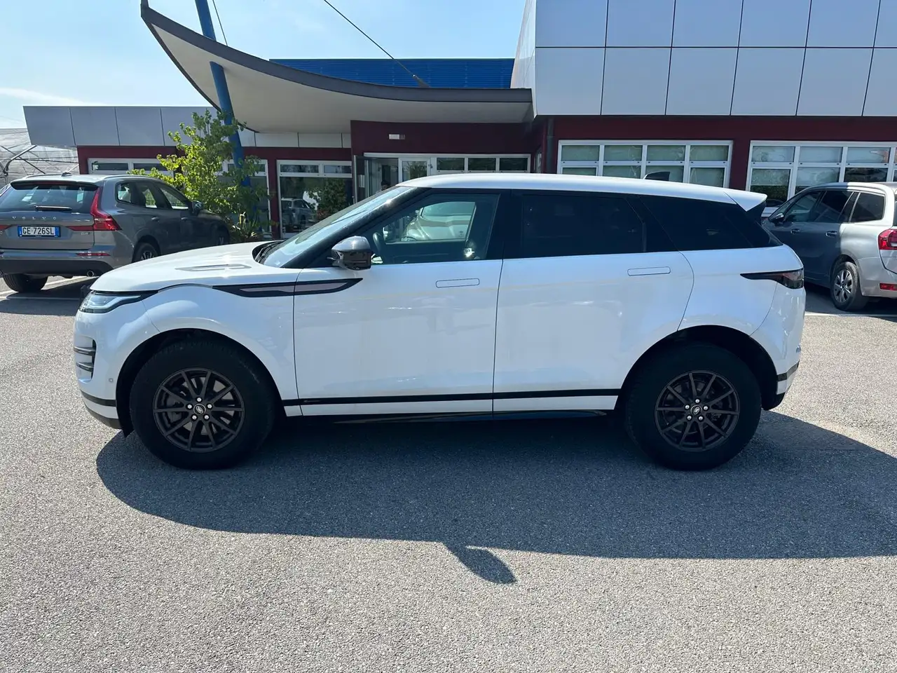 2021 Land Rover Range Rover Evoque 2.0d i4 mhev R-Dynamic awd 163cv auto - GG984RE, photograph 3