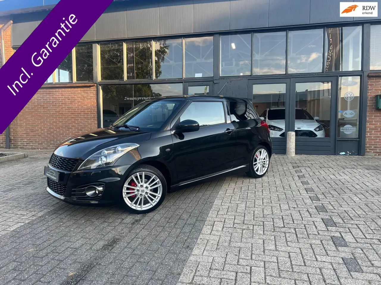 Suzuki Swift 1.6 Sport, Xenon — photo 1 of 25