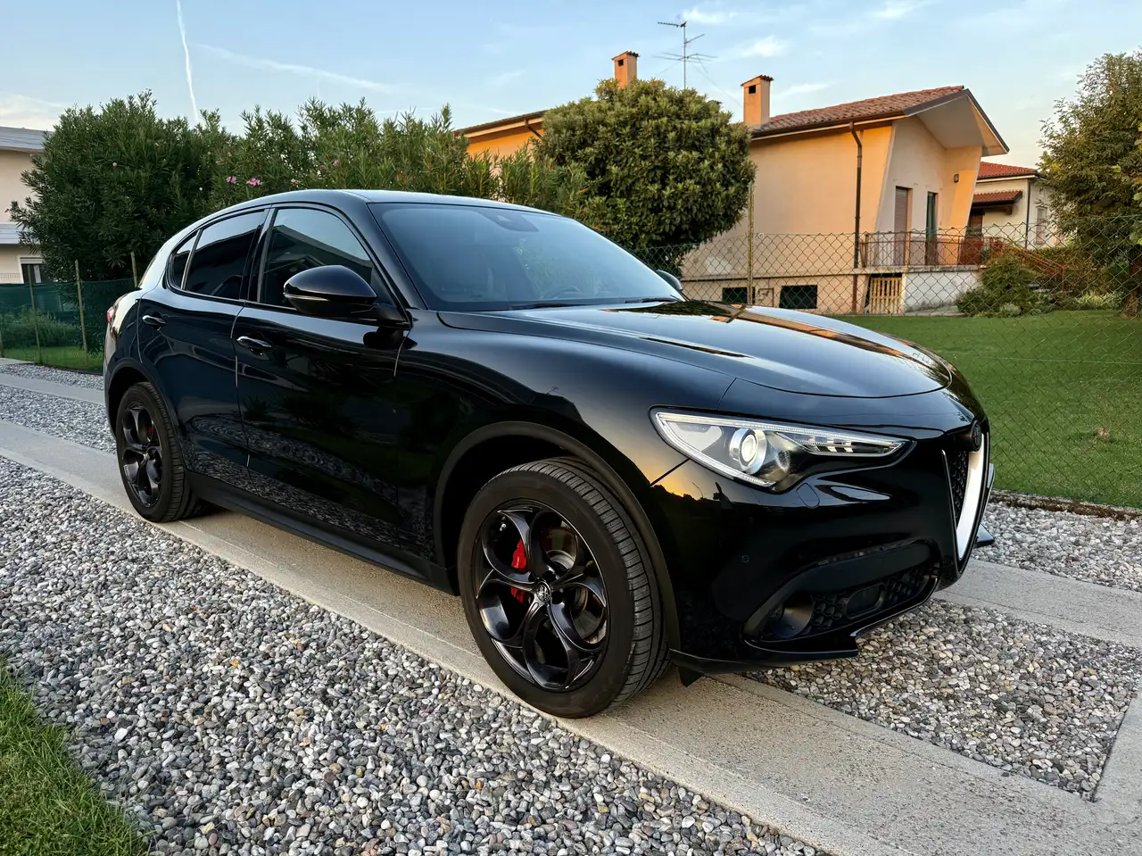 Alfa Romeo Stelvio 2.2 t Executive Q4 210cv auto solo 69.000km-Unica! — photo 1 of 10