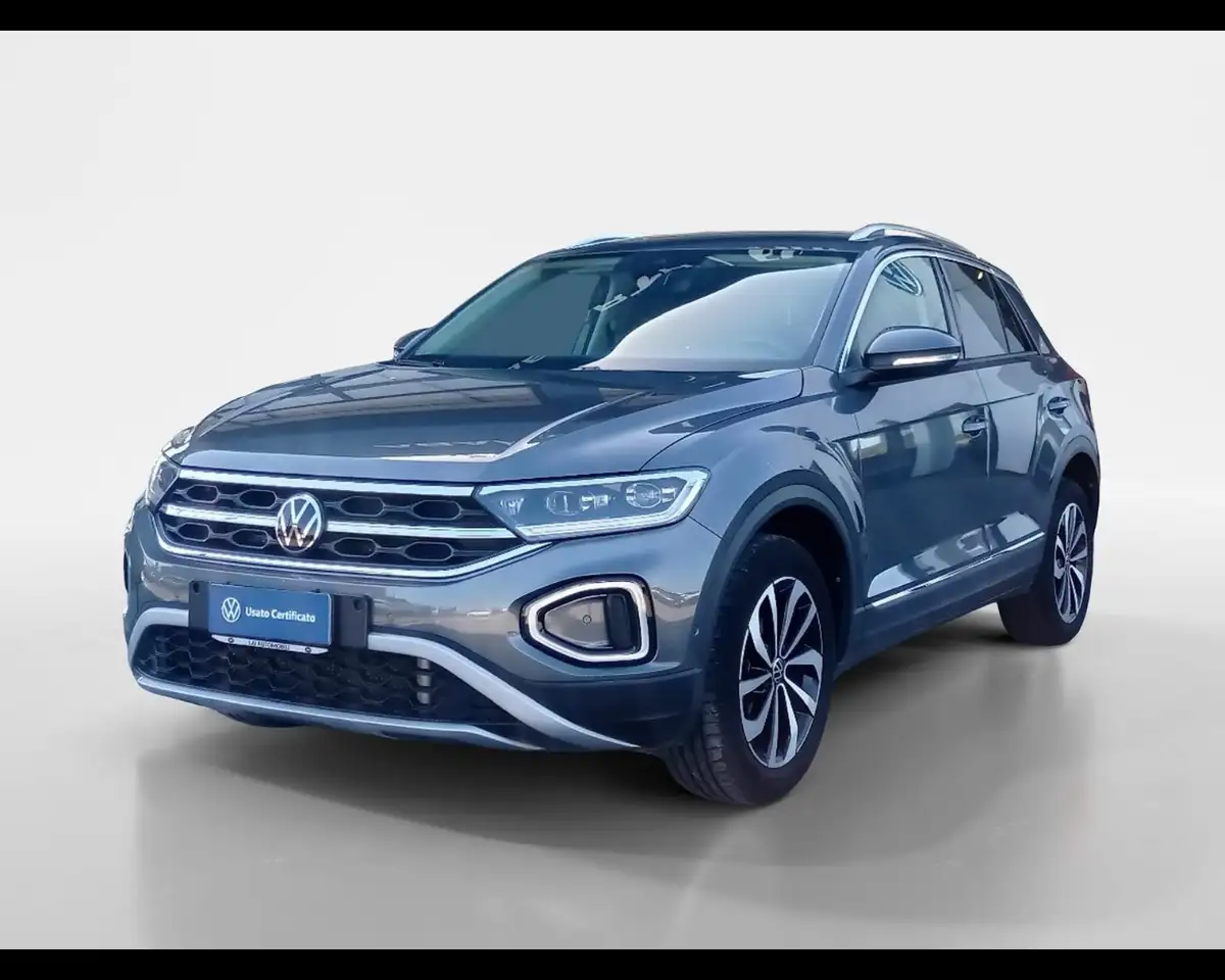 Volkswagen T-Roc 1.5 TSI ACT Style — photo 1 of 15