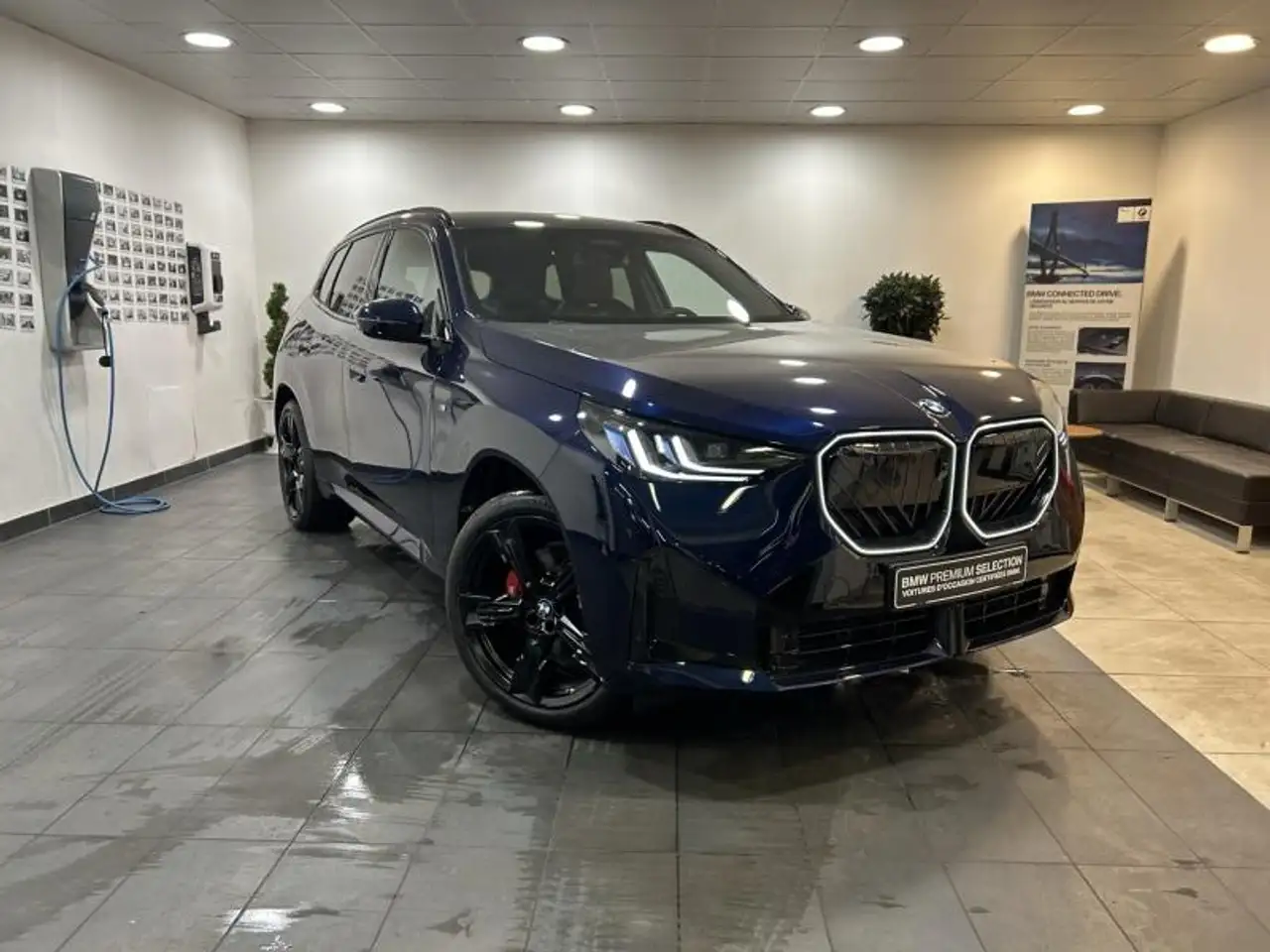 BMW X3 xDrive30e 299ch M Sport — photo 1 of 20