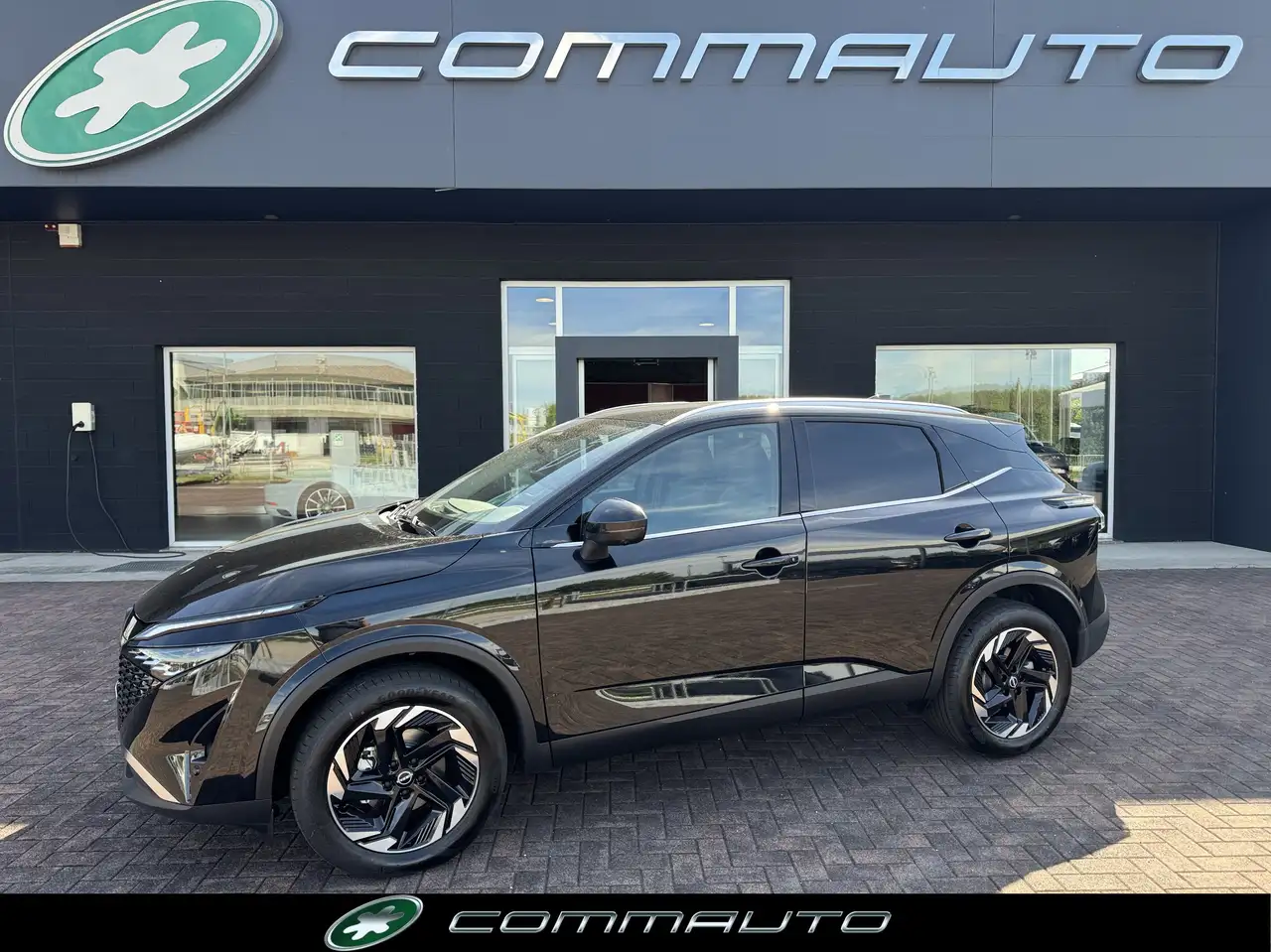 Nissan Qashqai MHEV 158 CV Xtronic N-Connecta — photo 1 of 15