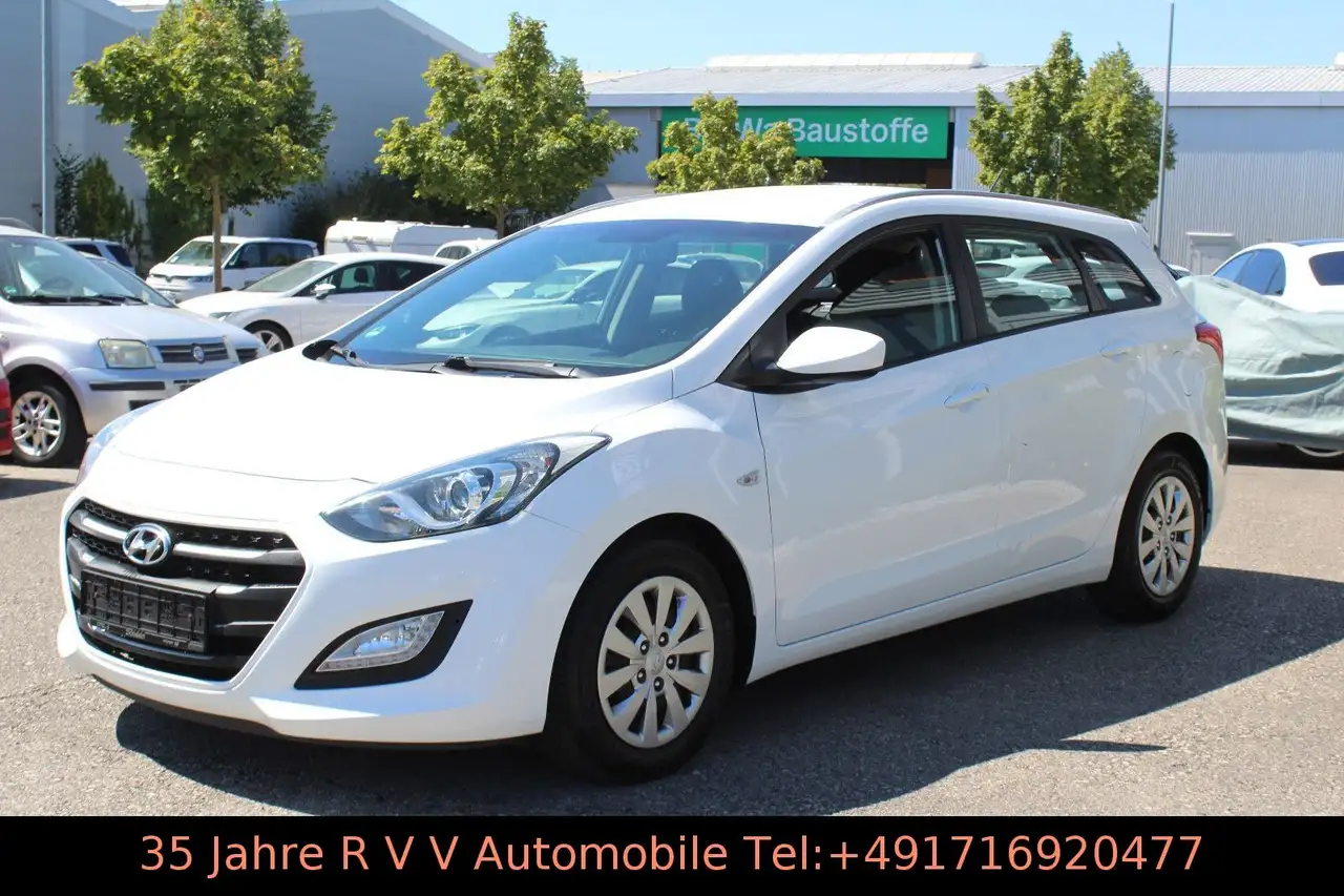 Hyundai i30 cw blue Classic — photo 1 of 16