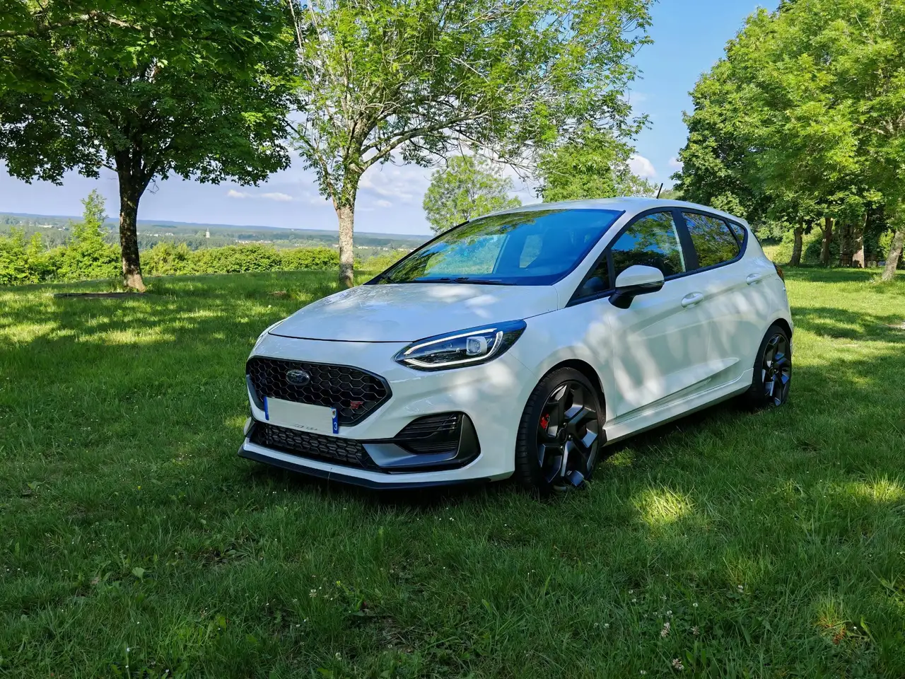 Ford Fiesta Fiesta ST MK8.5 - 2023 - Pack Performance - 2800 km - Dernière série état neuf — photo 1 of 18