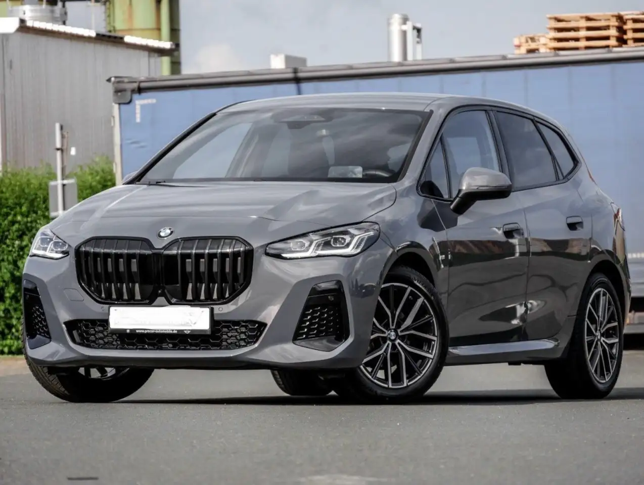 BMW 220 220 i M Sport - Innovationspaket — photo 1 of 14