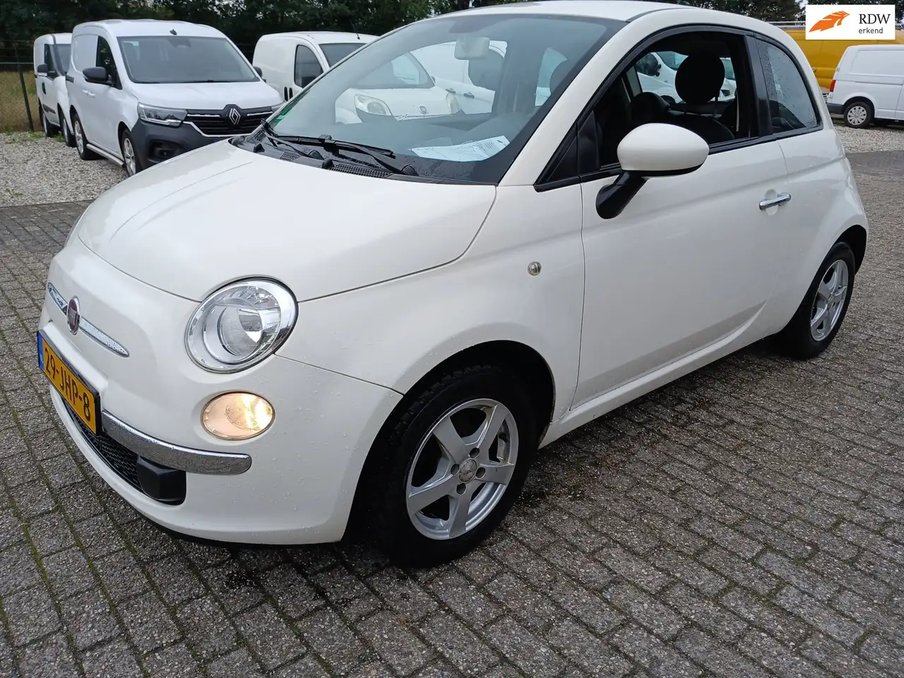 Fiat 500 1.2 Pop — photo 1 of 18