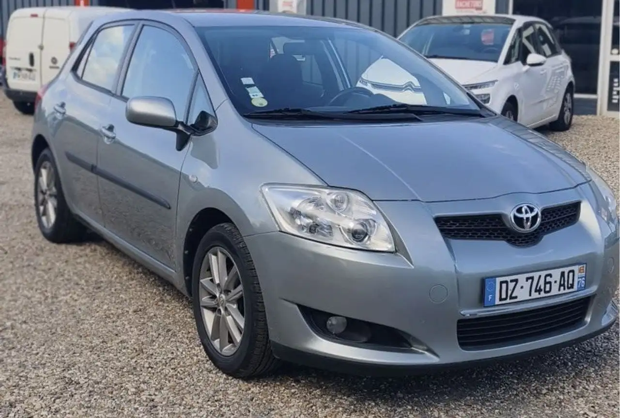 Toyota Auris 124 VVT-I LUNA PACK — photo 1 of 7