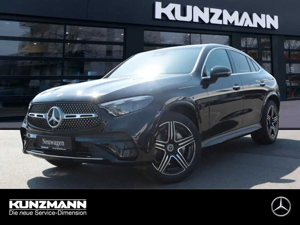 Mercedes-Benz GLC 220 d 4MATIC Coupé AMG Panorama 360° AHK — photo 1 of 24