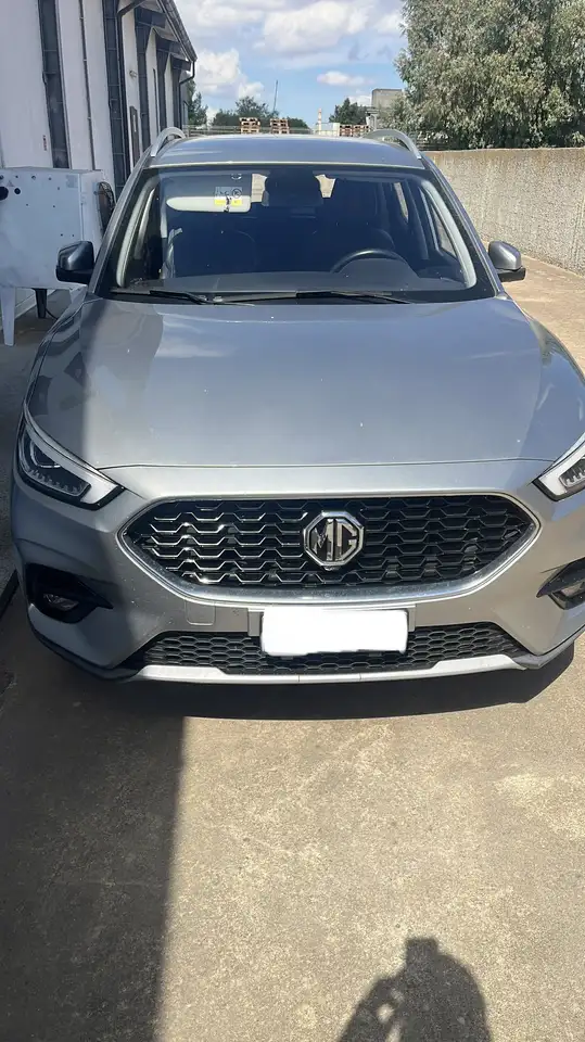 MG ZS 1.0 Luxury auto — photo 1 of 13