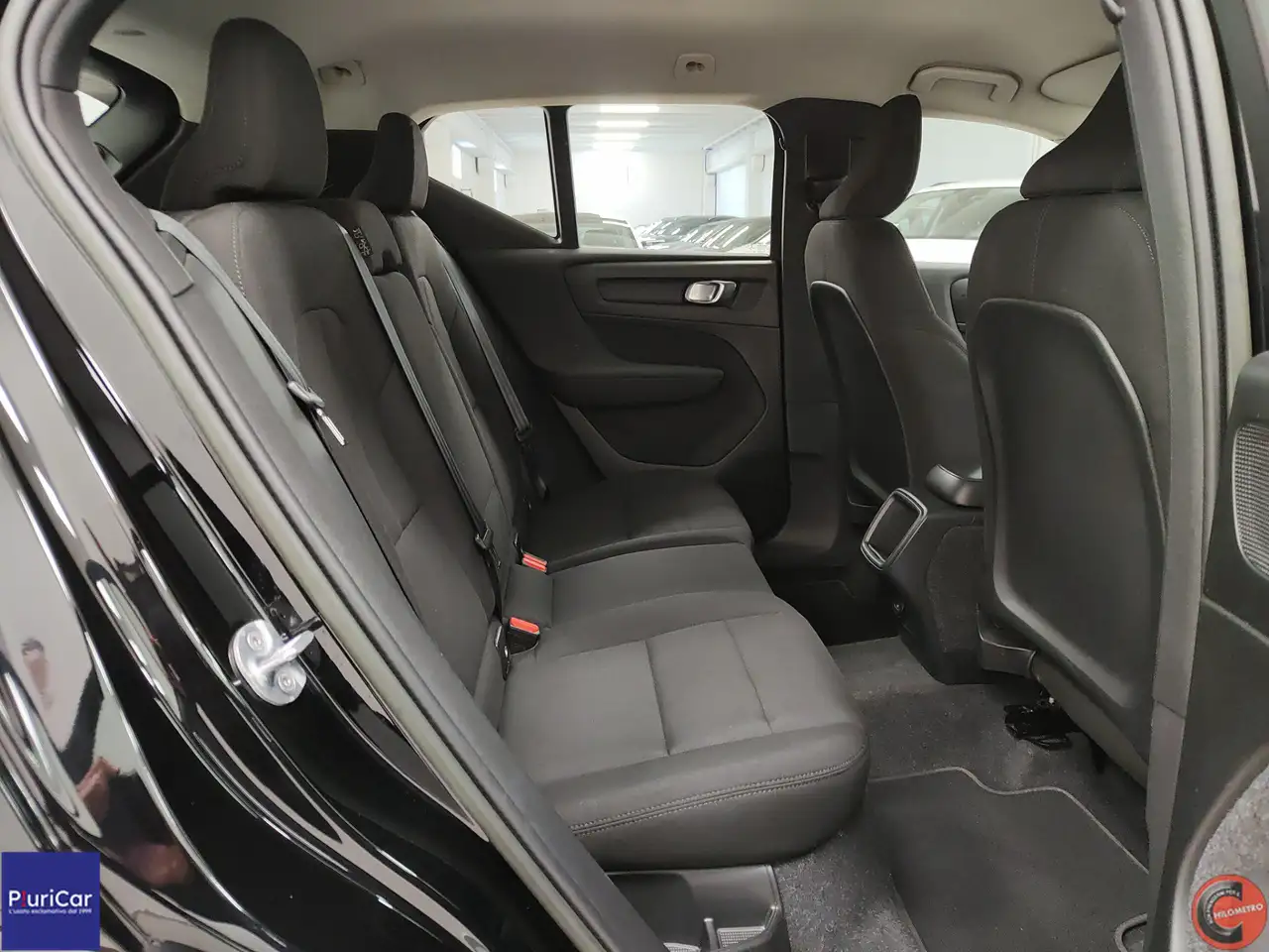 2022 Volvo XC40 T2 129 CV auto CarPlay/AndroidAuto Cruise FariLED, photograph 7