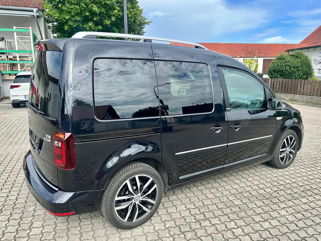 2016 Volkswagen Caddy Generation Four BMT*17-Zoll“*Navi*Xenon*, photograph 3