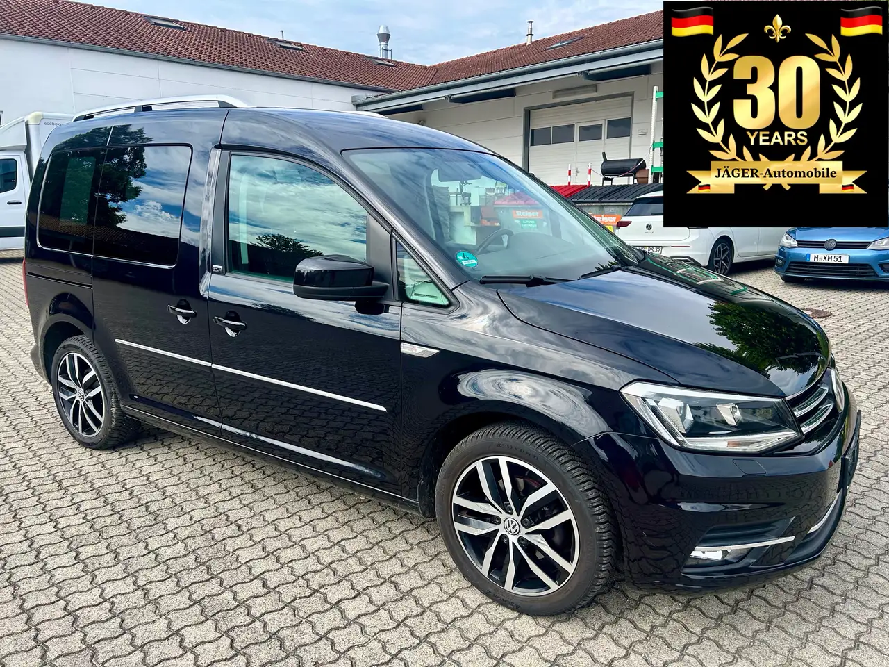 Volkswagen Caddy Generation Four BMT*17-Zoll“*Navi*Xenon* — photo 1 of 21