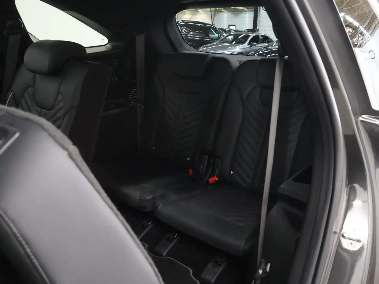 2025 Kia Sorento 1.6 T-GDi Plug-in Hybrid 4WD ExecutiveLine 7p | Pa, photograph 12