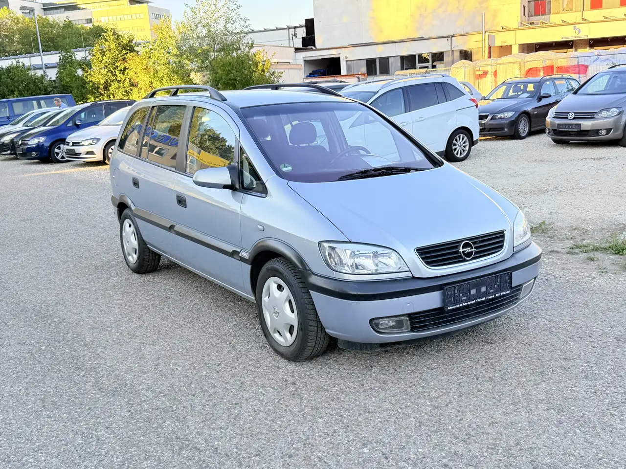 Opel Zafira Life Zafira 7 Sitze — photo 1 of 13