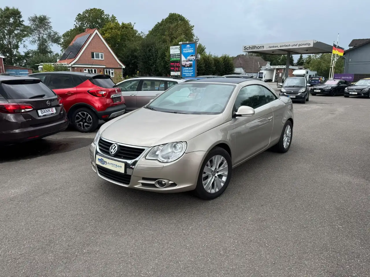 Volkswagen Eos Cabrio 1.6 FSI HU+SERVICE NEU/KLIMA/PANORAMA — photo 1 of 19