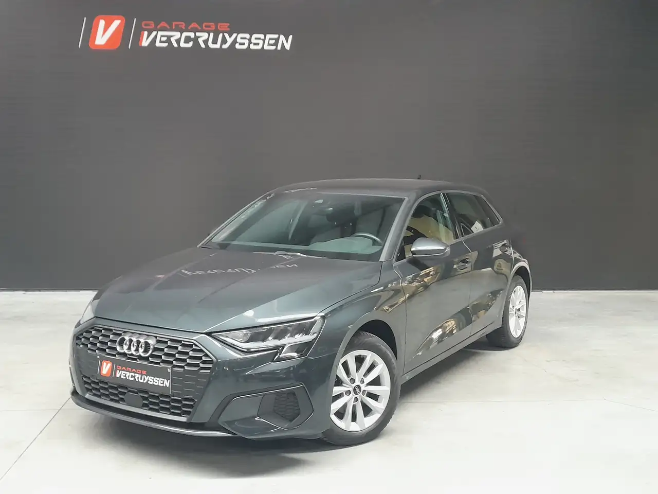 Audi A3 Sportback 30 TFSI S-tronic Leder Navi Carplay — photo 1 of 21